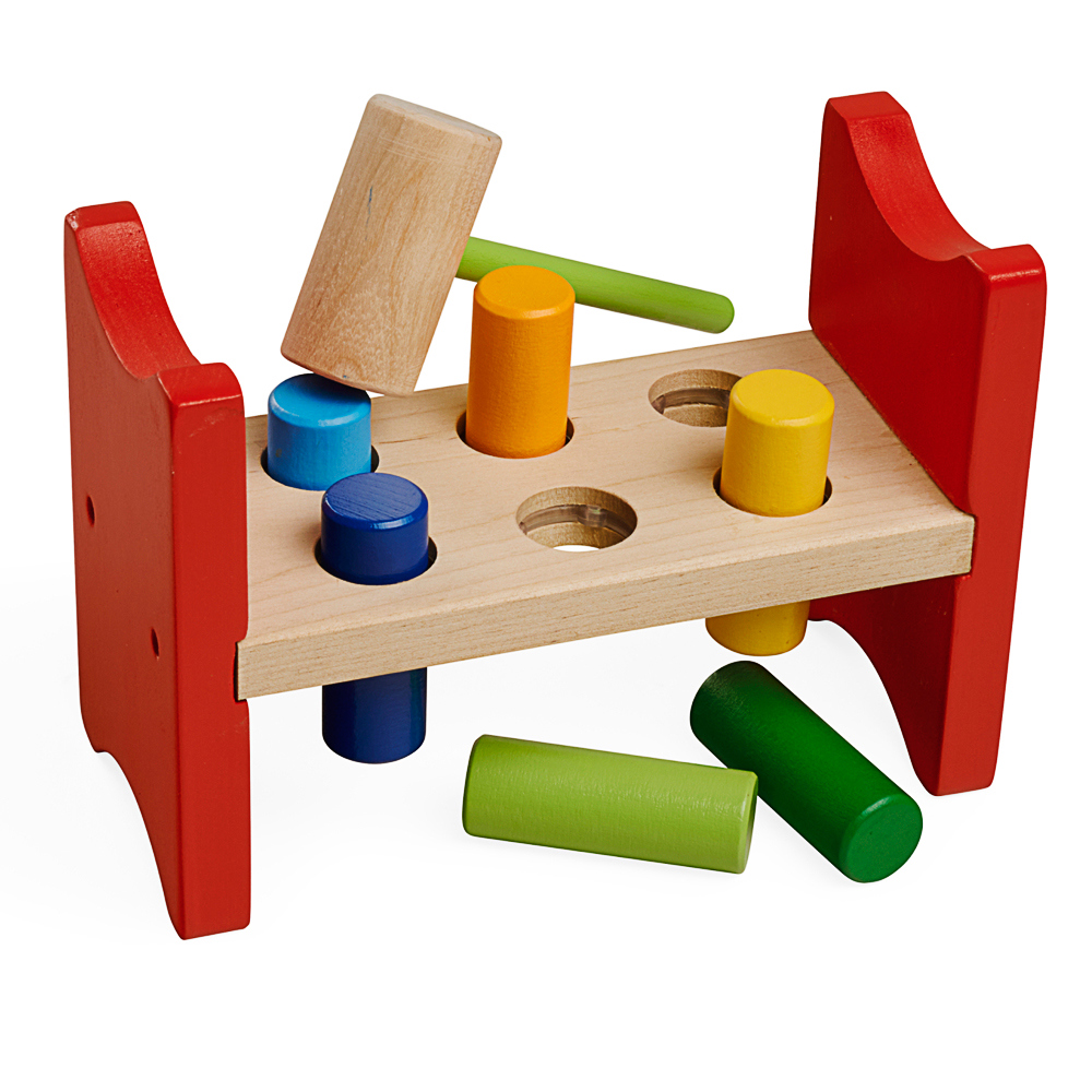 Holzspielzeug, Werkbank, Farbmarkierungen, Holzstifte, Hammer